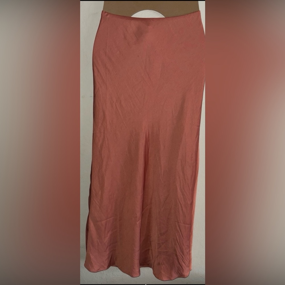 Tart silk skirt
